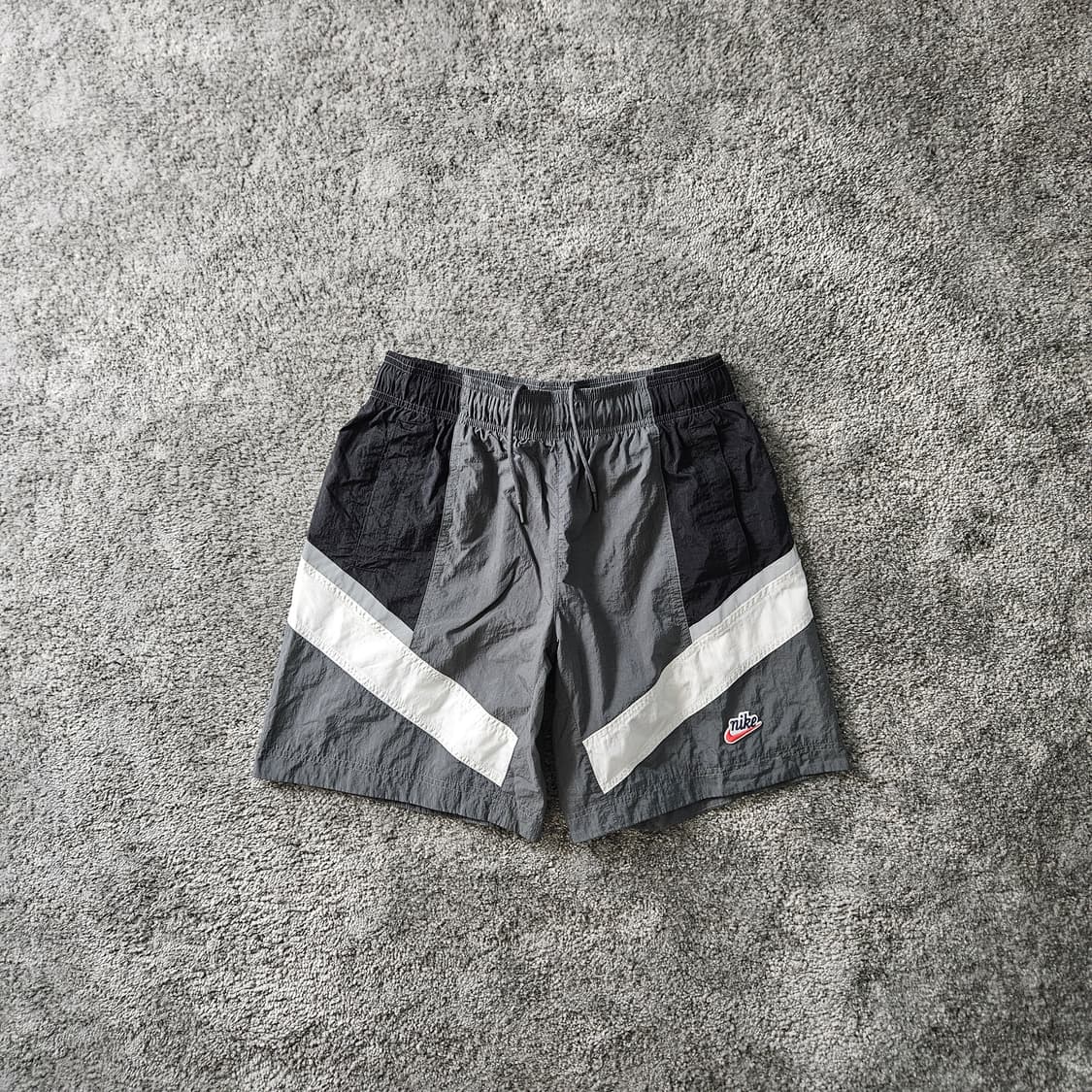 [무료배송] Nike 스포츠 반바지 상품이미지1