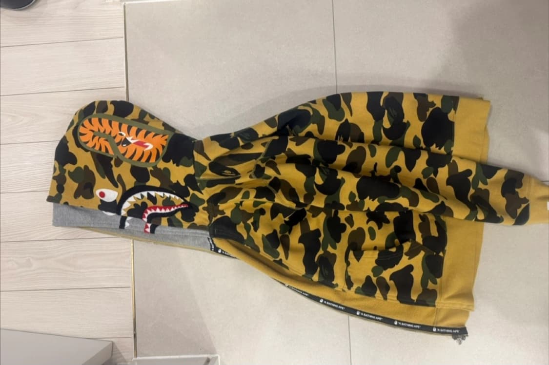 BAPE 베이프 1st 카모 샤크 풀 집 더블 후드 옐로우 상품이미지2