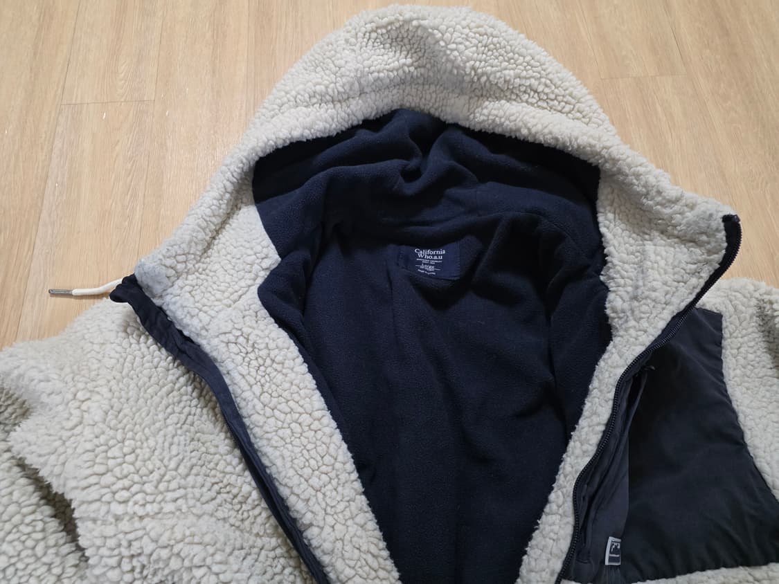 후아유 캘리포니아 웨이브 후리스 후드 자켓 상품이미지4