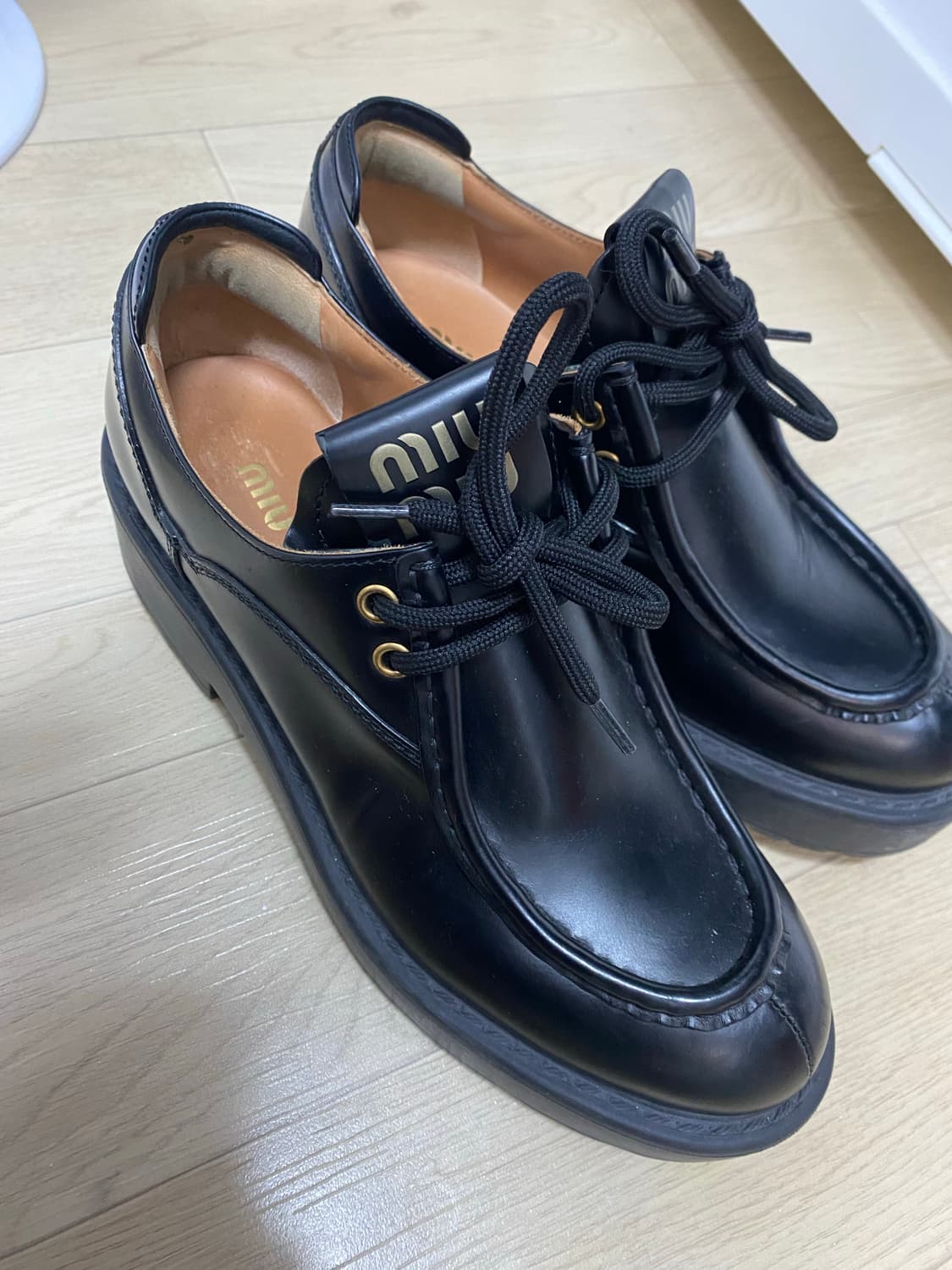 급처)미우미우 로퍼 40 (255)네고가능 상품이미지1