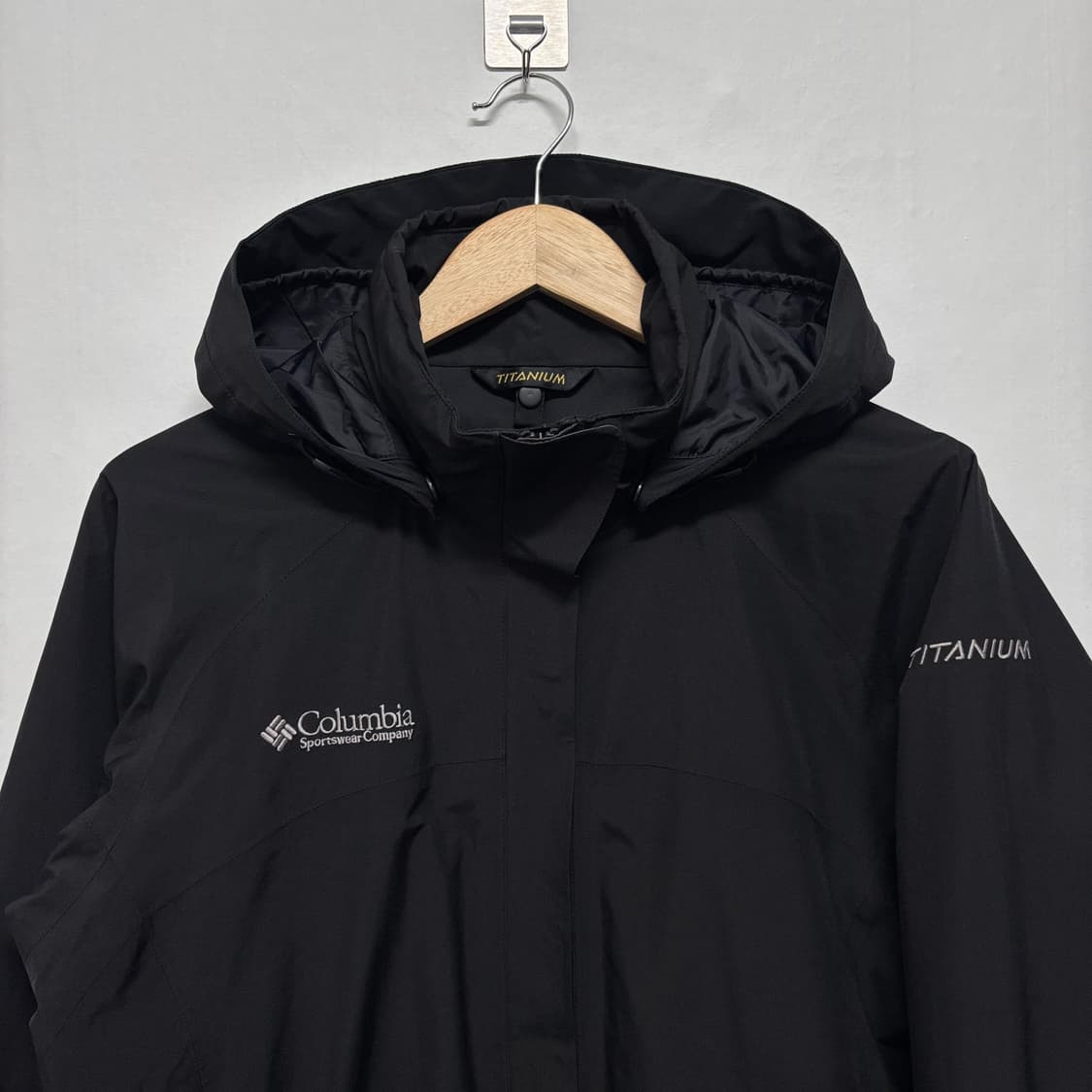 콜롬비아 티타늄 고어텍스 우먼스 자켓 상품이미지2