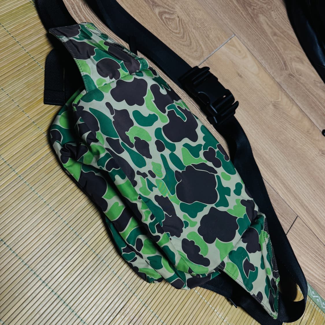 PORTER x atmos 카모 힙색 상품이미지3