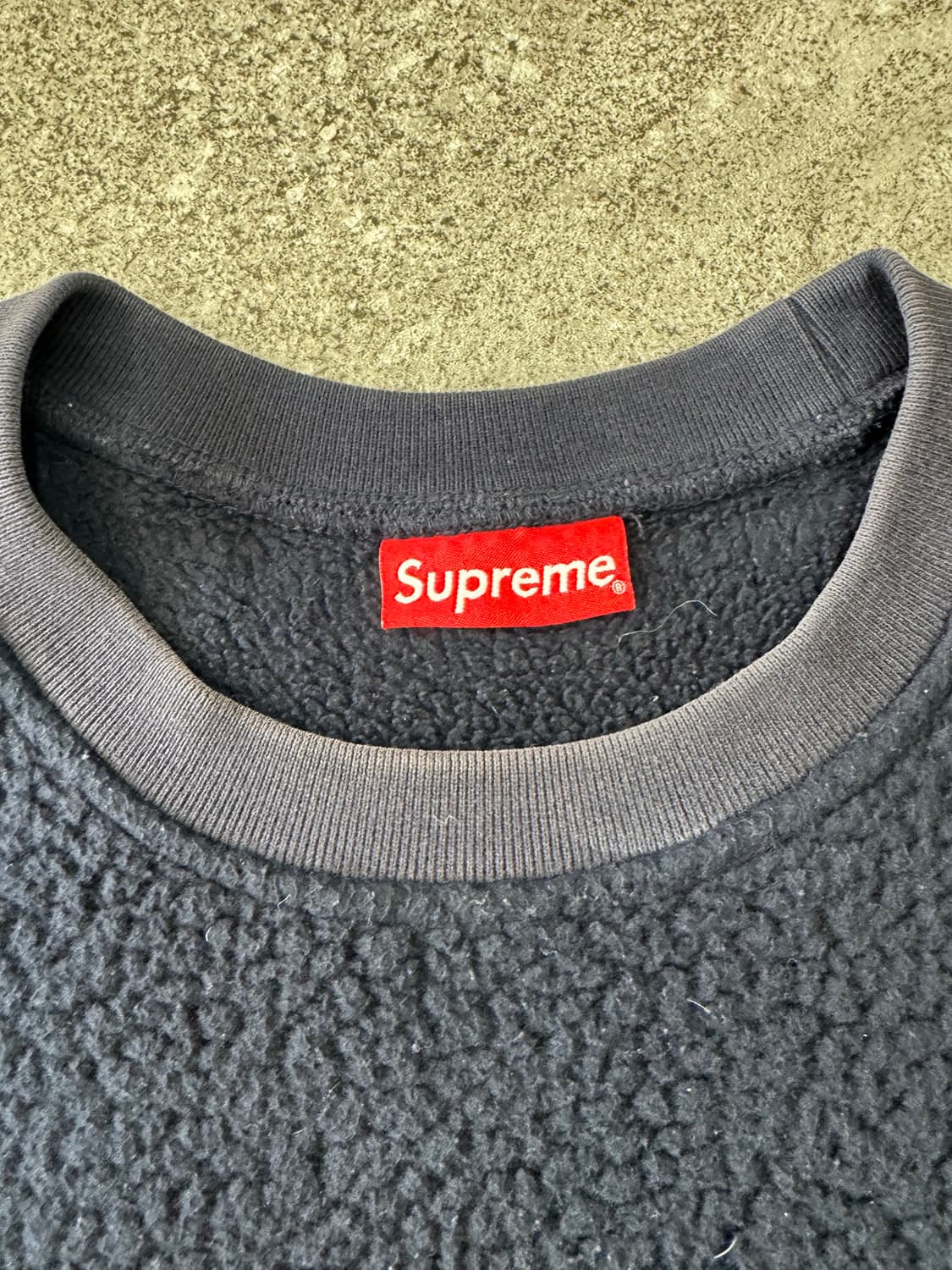 슈프림 폴라텍 크루넥 L 판매합니다. 상품이미지2