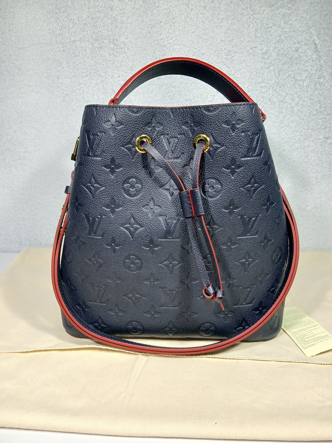 루이비통 앙프렝뜨 네오노에MM 버킷백 M45306 상품이미지2