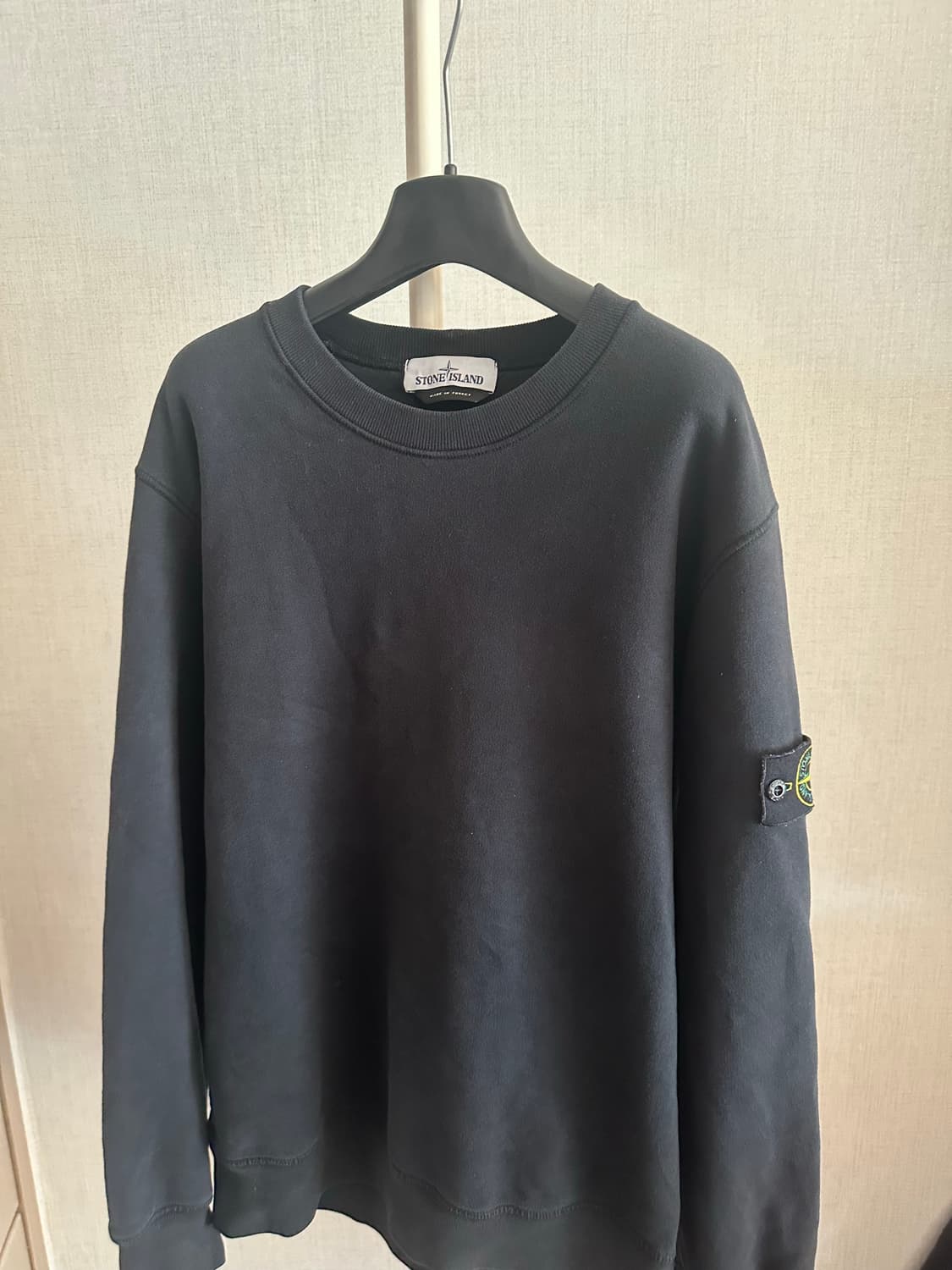 스톤아일랜드 맨투맨 블랙 상품이미지1