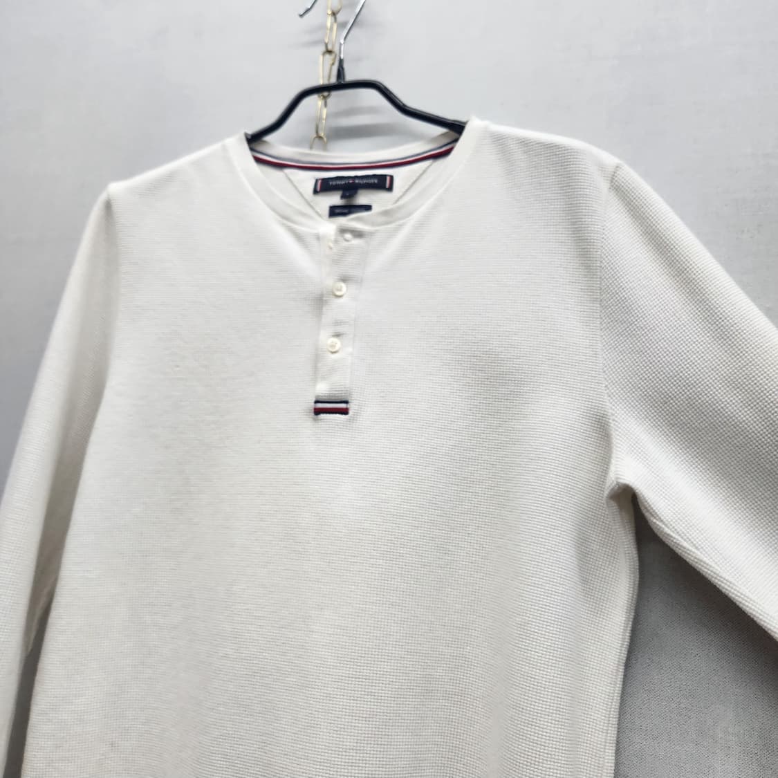 타미힐피거 오가닉코튼 로고 헨리넥 와플 긴팔티 S(M) 상품이미지3