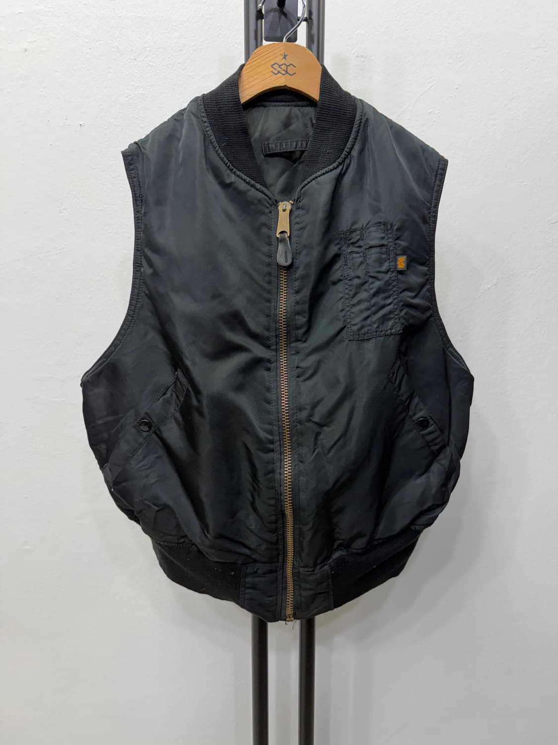 정품) 알파인더스트리 리버시블 양면 MA-1 조끼 L 상품이미지1