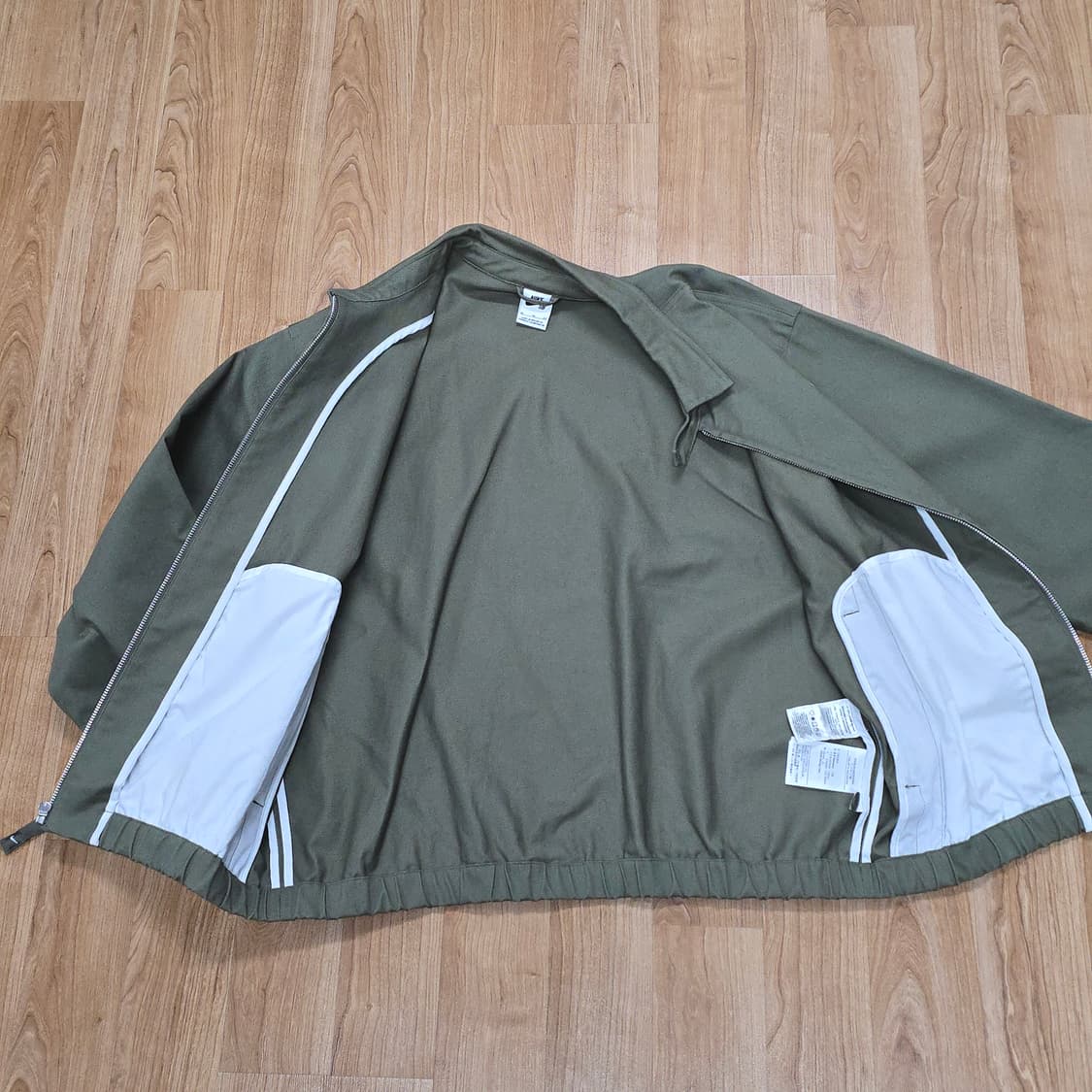 나이키 SB 경량 스케이트보딩 자켓 미디움 올리브 상품이미지5