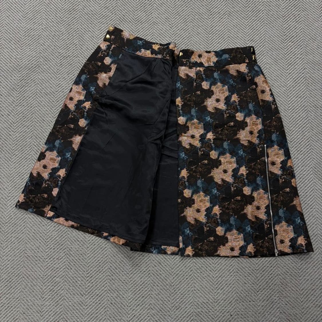 그랜드마더 글로시 플라워 랩 스커트 v2271  상품이미지6