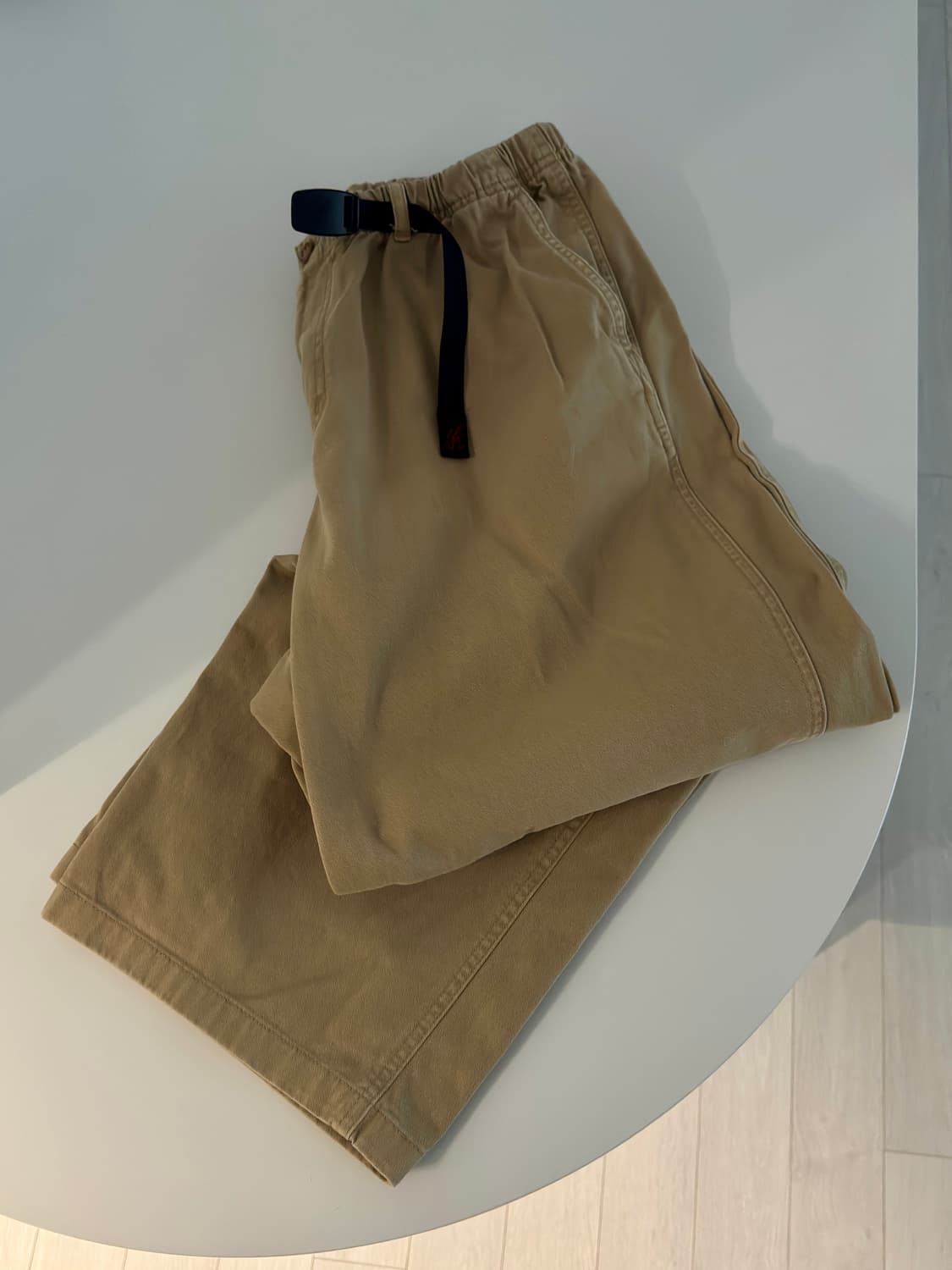 [L] 그라미치 와이드 팬츠 치노 상품이미지7