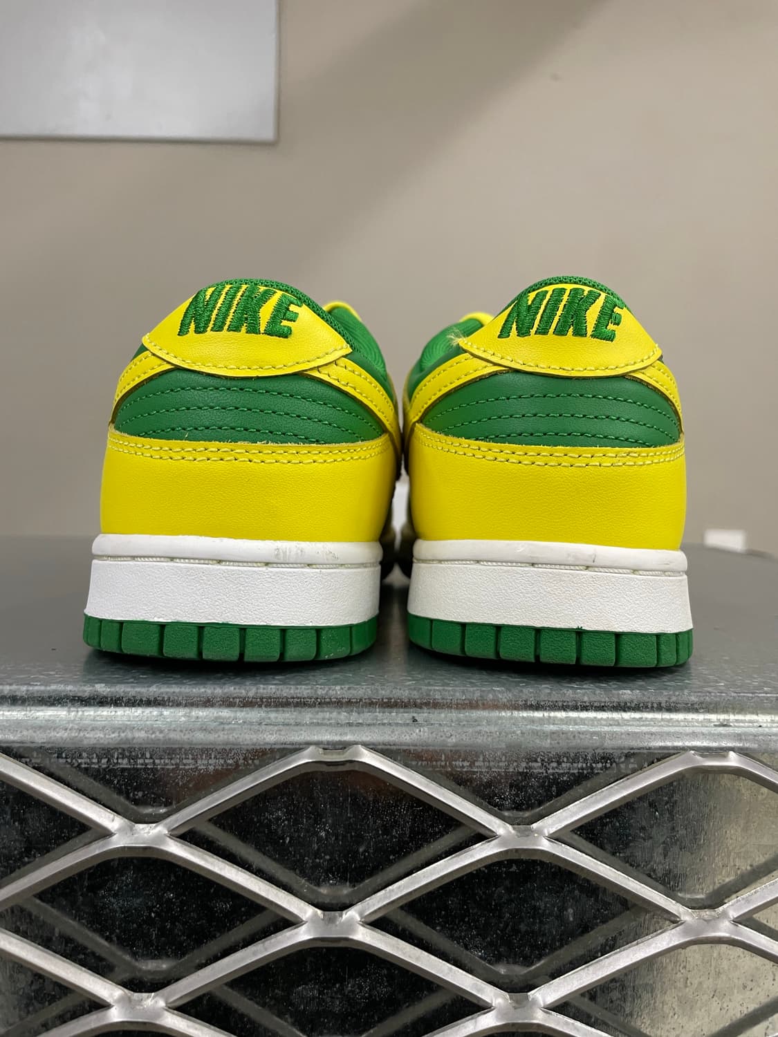 나이키 덩크 로우 애플 그린 앤 옐로우 265 (gr-4329) 상품이미지3