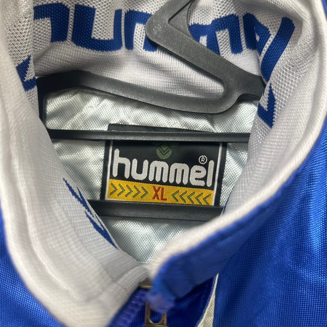 험멜 올드스쿨  풋볼오버핏바람막이 XL105 상품이미지4