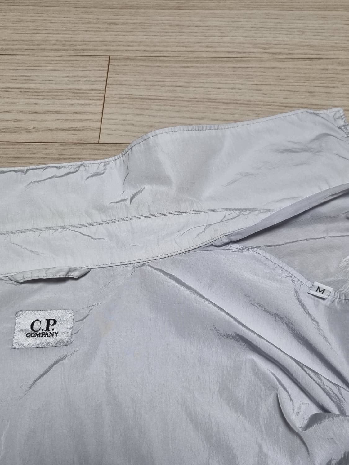 cp컴퍼니 크롬 바람막이 셔츠 상품이미지3