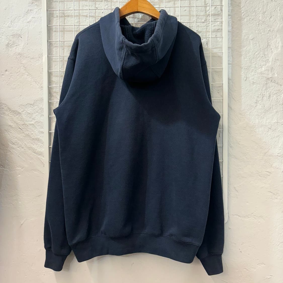칼하트 네이비 후드티 S 상품이미지2
