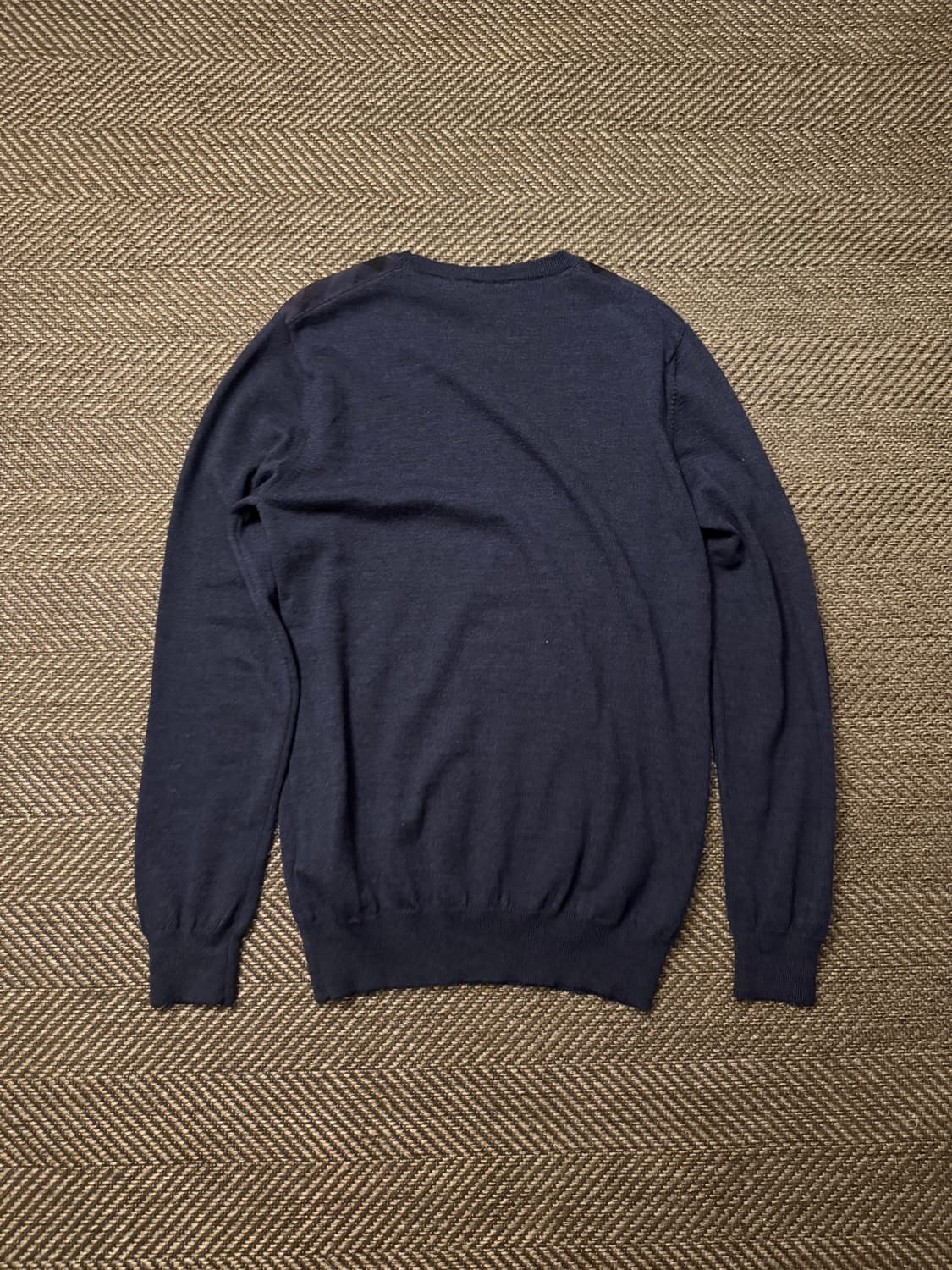 버버리 파인 메리노 울 견장 니트 S 상품이미지3