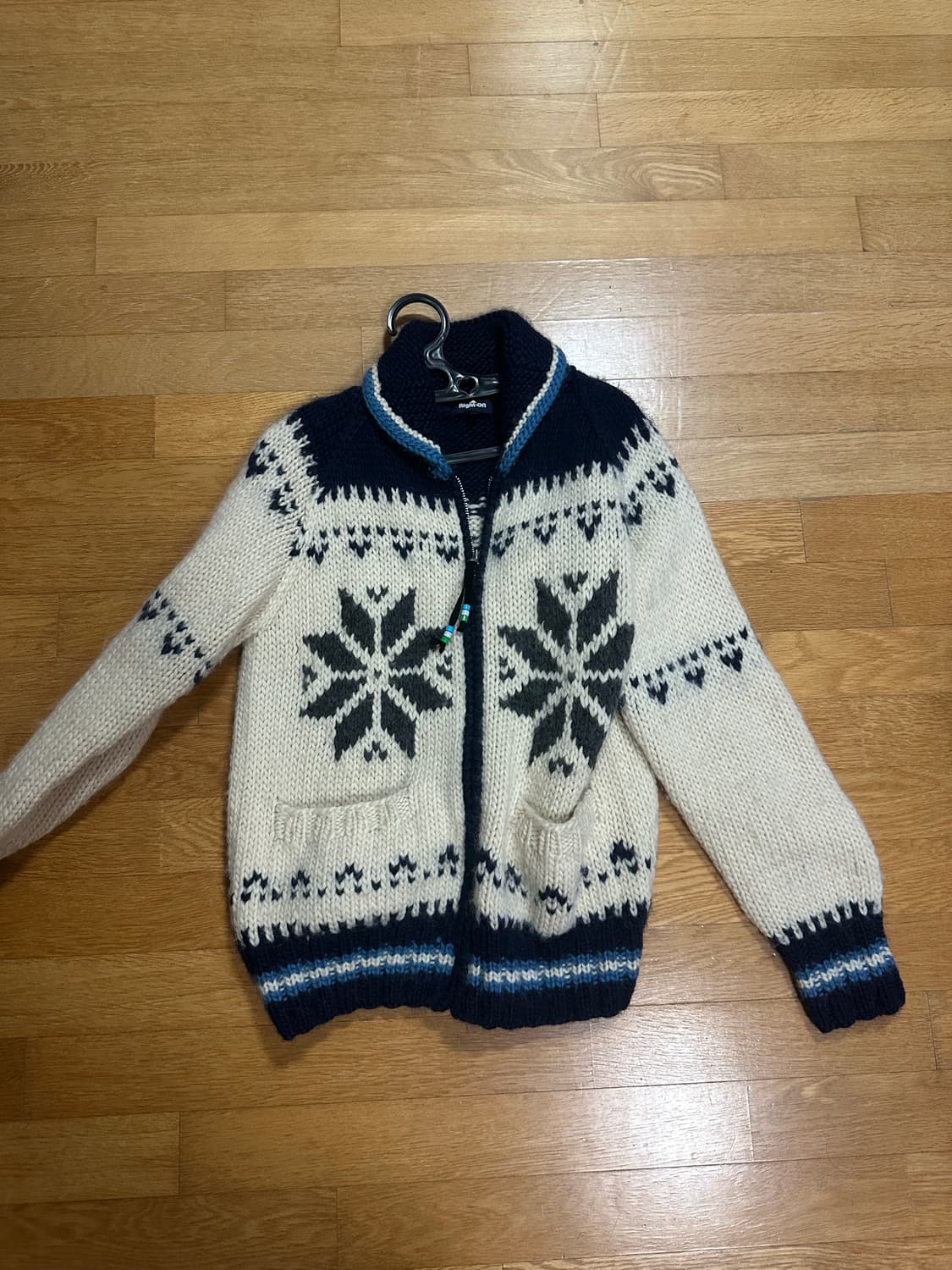 스노우플레이크 코위찬 자켓L (헤비울 100%) 상품이미지1