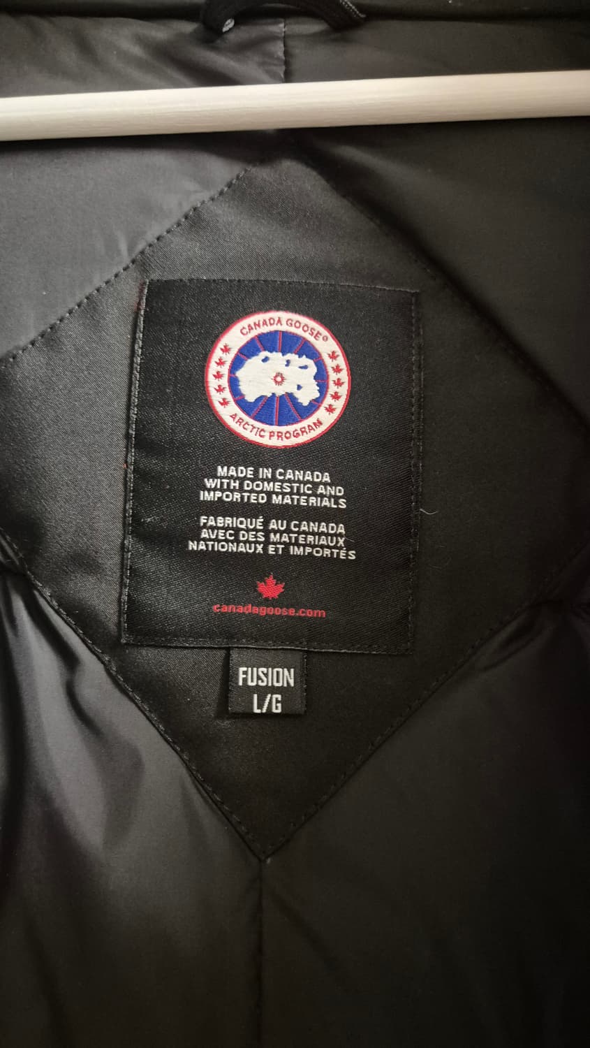 캐나다구스 샤토 블랙 퓨전L 사이즈 팝니다 상품이미지2