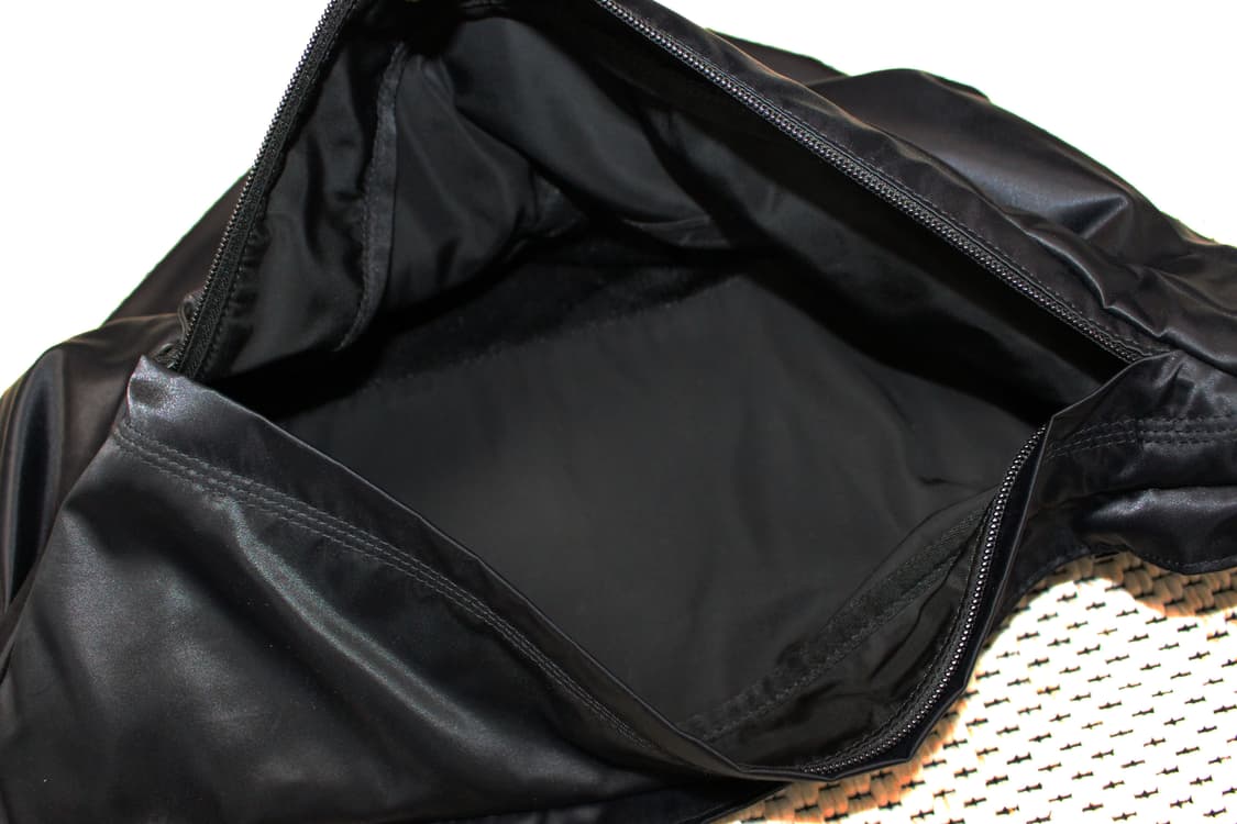 Y-3 메신저백 상품이미지4