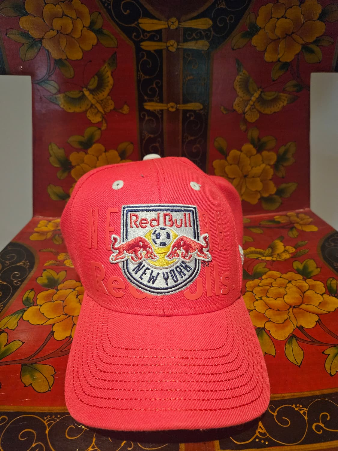 아디다스 X MLS 뉴욕 레드블 에디션 모자 상품이미지2