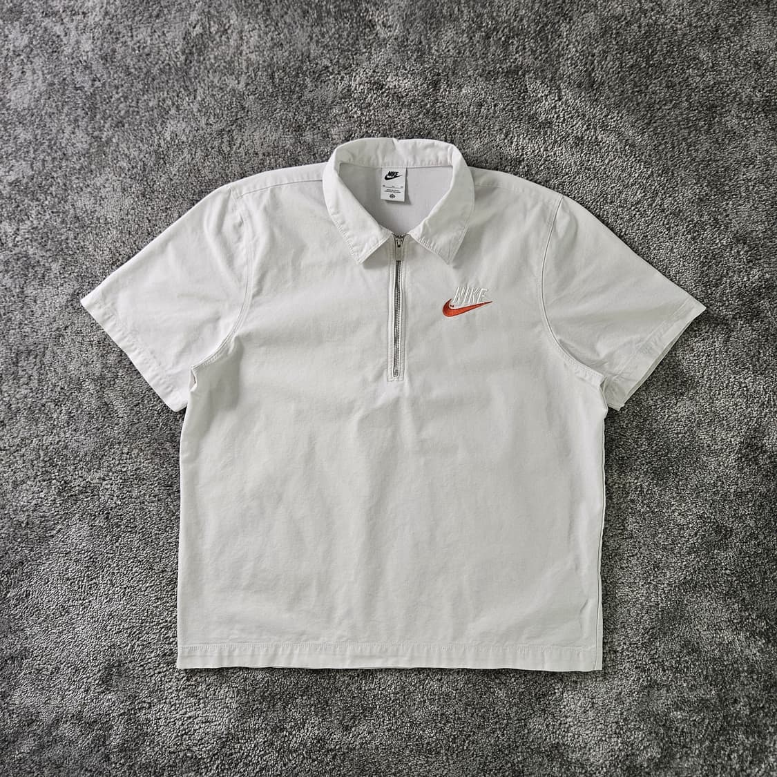 [무료배송] NIKE 반팔 집업 티셔츠 상품이미지1