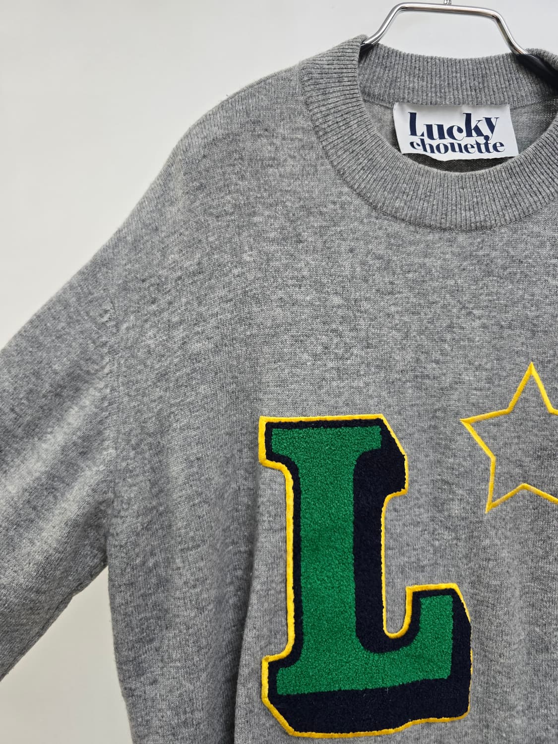 럭키슈에뜨 부클자수 루즈핏 니트 상품이미지3