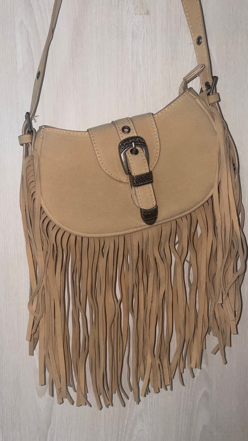 뉴뉴 태슬 숄더백 상품이미지1