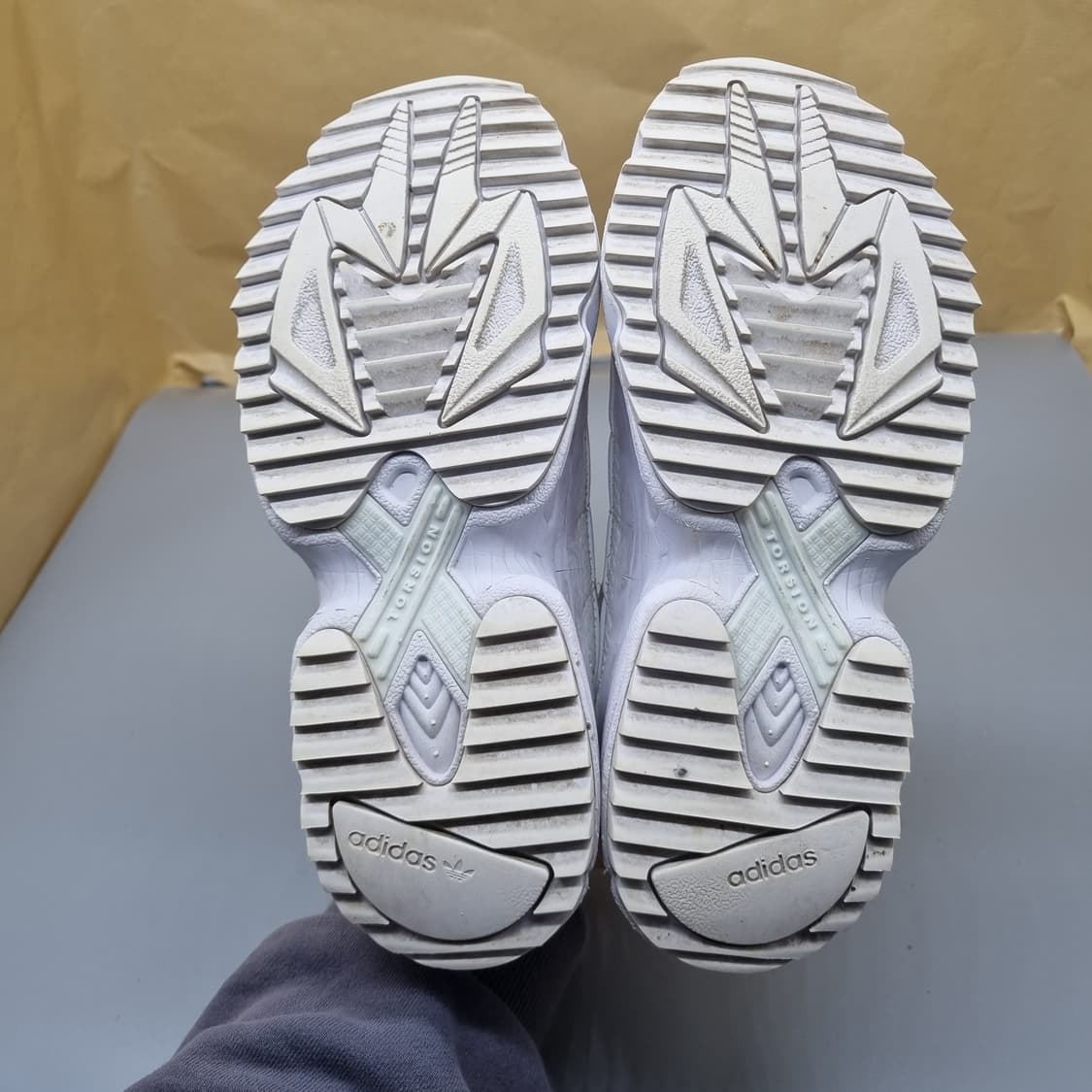 아디다스 키엘로 여성운동화235  상품이미지3