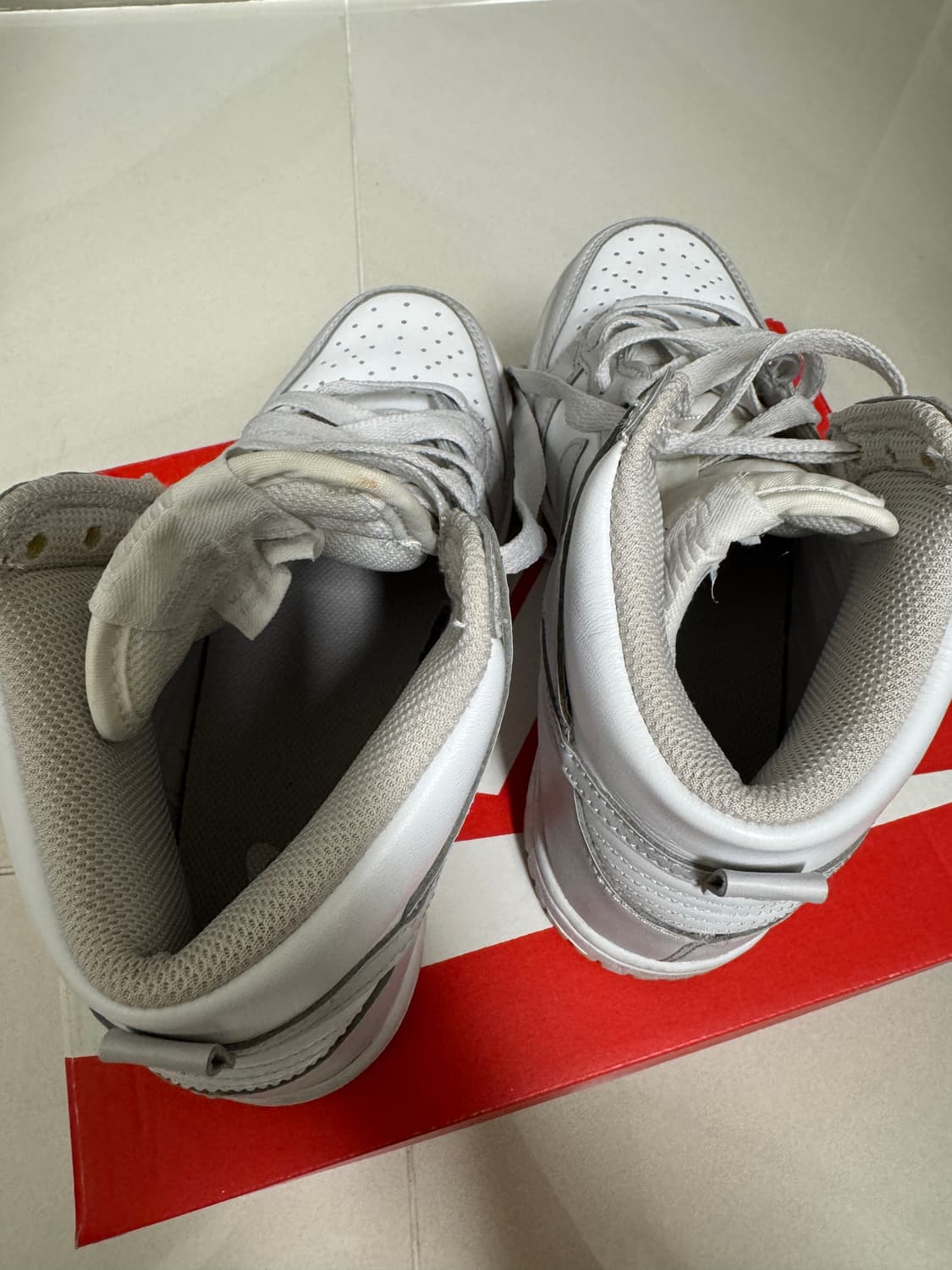 나이키 덩크 하이 바스트 그레이 225 상품이미지5