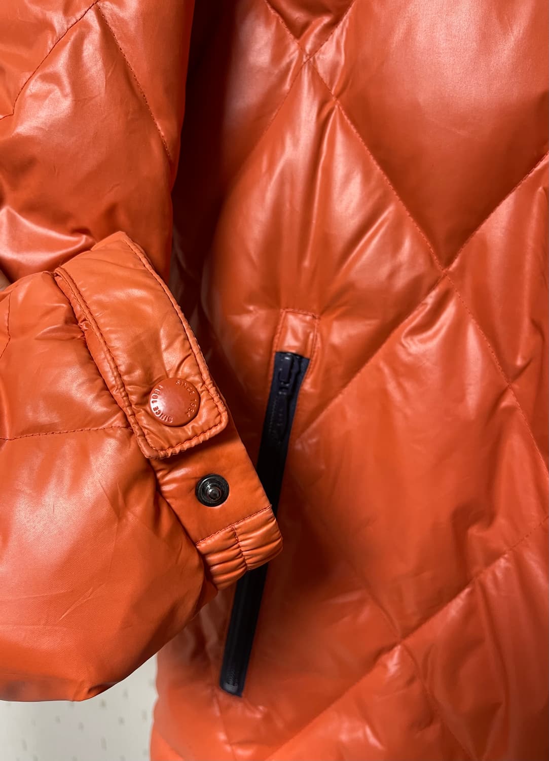 유니클로 정품 프리미엄 다운 패딩자켓 XL 상품이미지4