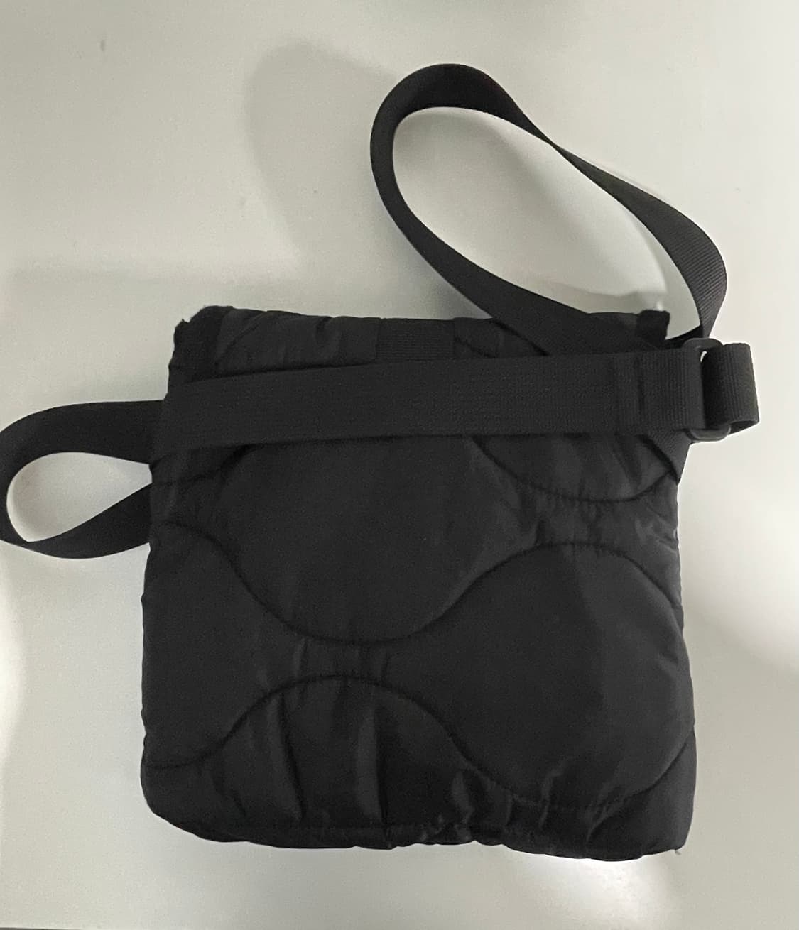 에잇세컨즈 가방 상품이미지2