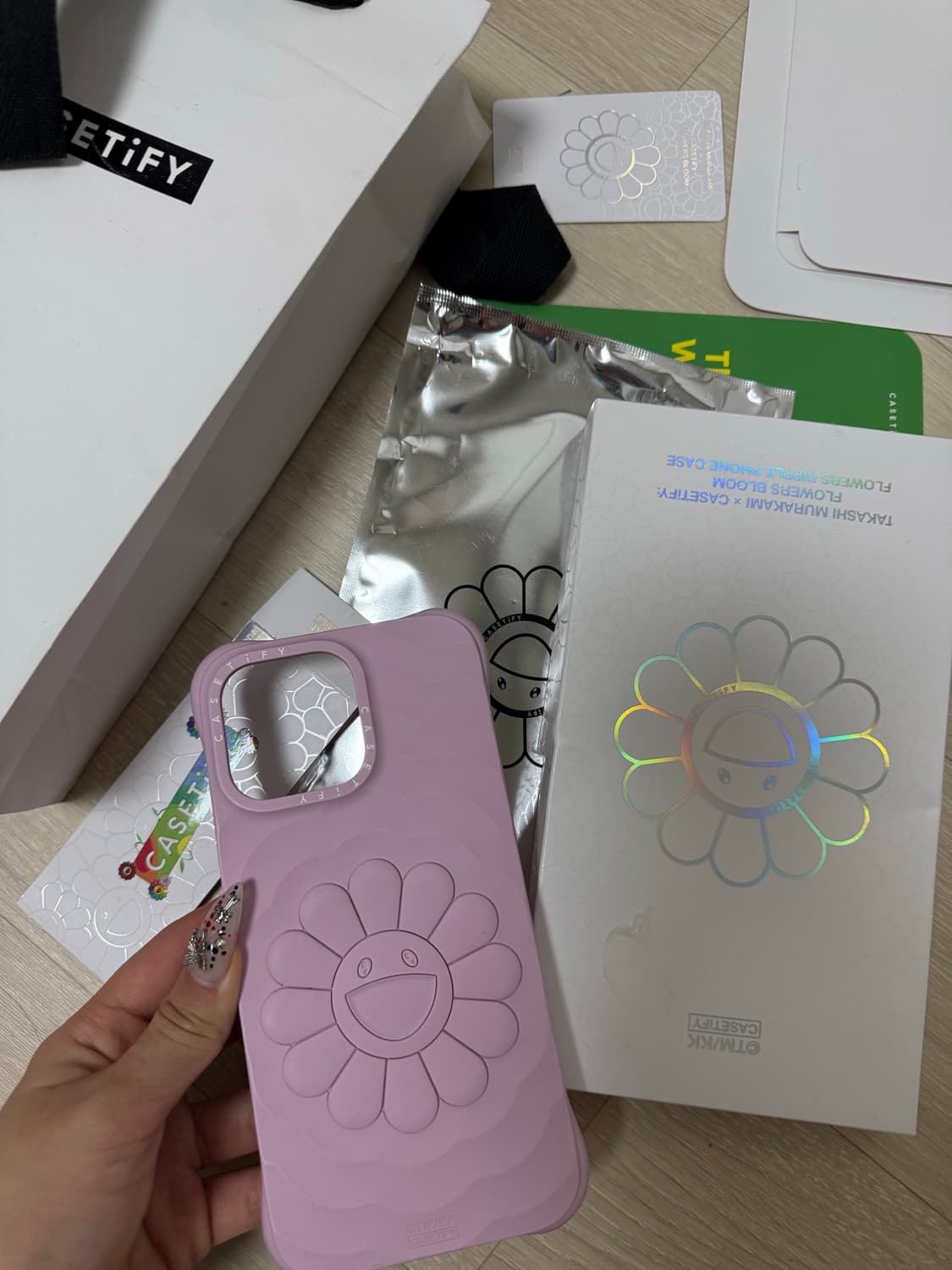 16프로맥스 케이스티파이 무라카미다카시 콜라보 폰케이스 핑크  상품이미지2