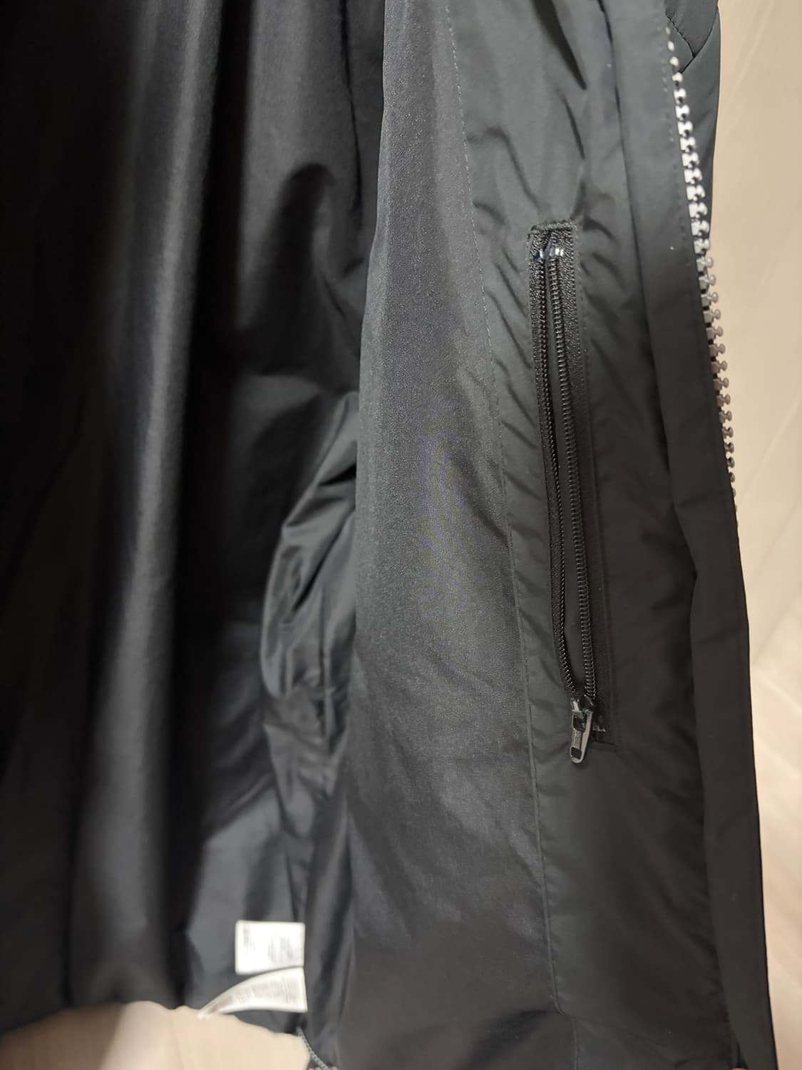 고샤 아디다스 패딩 S 블랙 상품이미지8