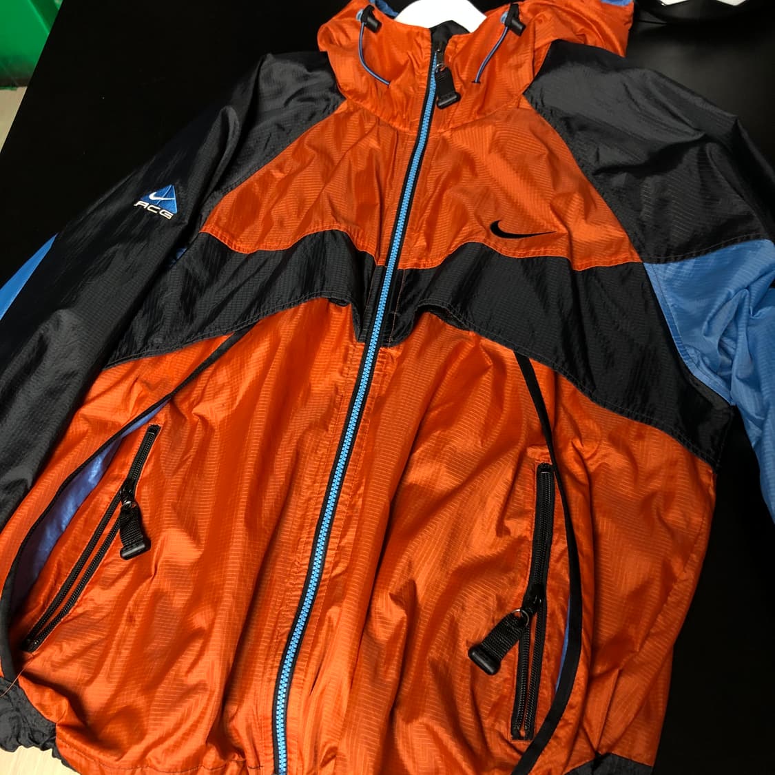 [L]나이키 ACG 멀티컬러 바람막이 자켓 상품이미지4