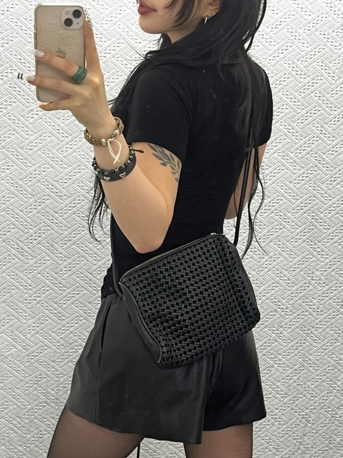 COS 코스 모던시크 캐주얼 위빙 가죽 크로스백 C10889 상품이미지1