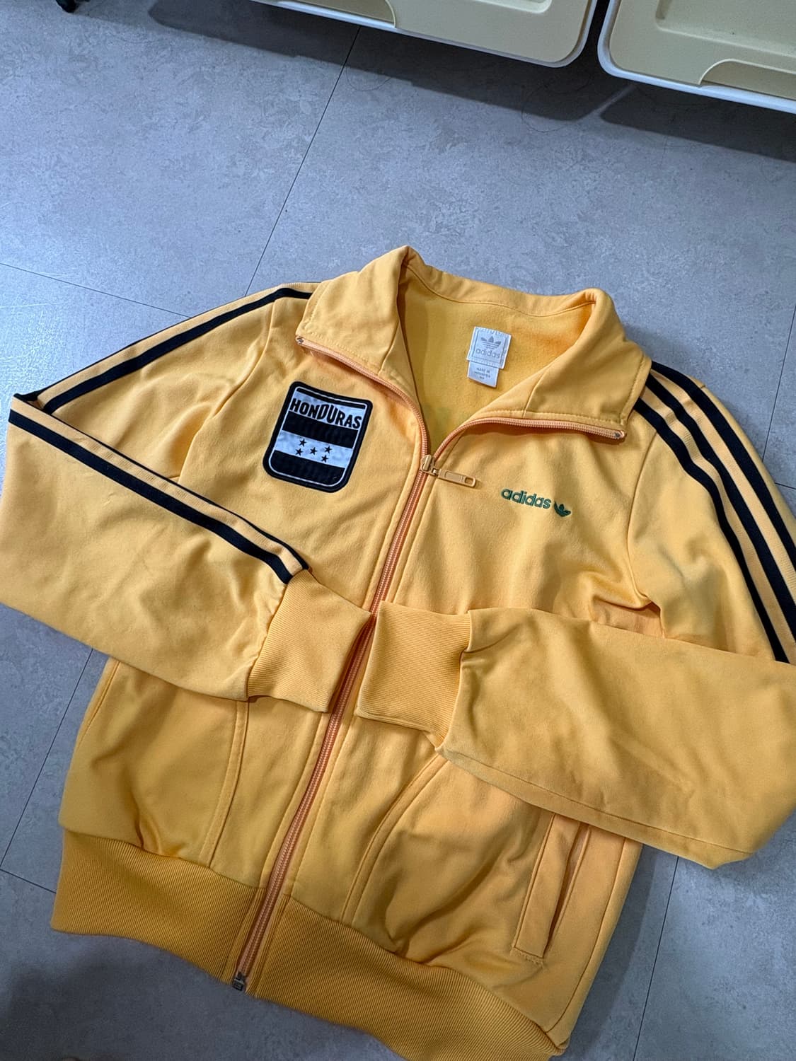 아디다스 트랙탑 옐로우 - 90(s) 상품이미지1