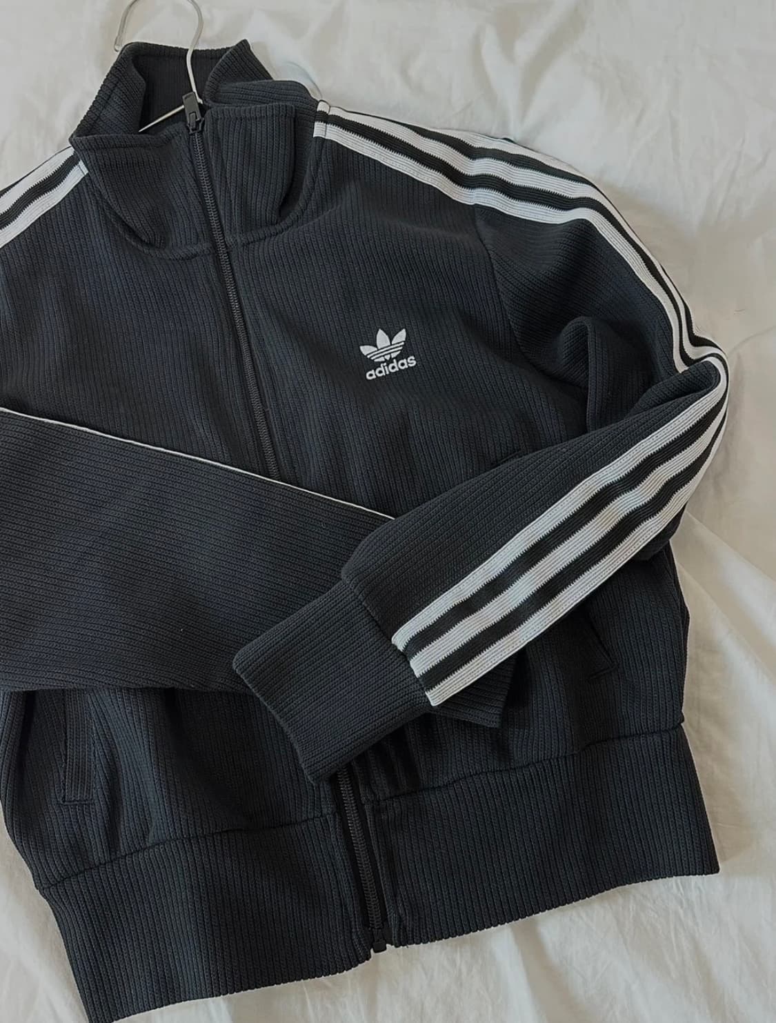 아디다스 파이어버드 니트 탑 - 블랙 / IY7278 상품이미지3