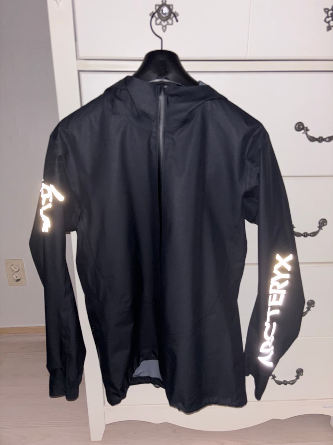 아크테릭스 노반자켓 M사이즈 판매합니다! 상품이미지5