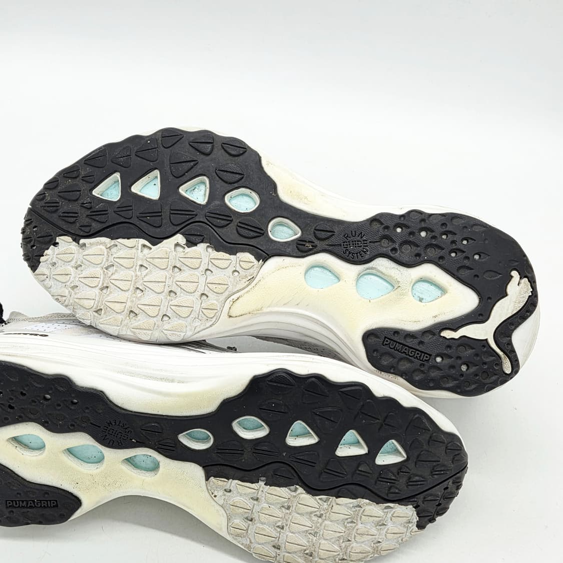 푸마 포에버런 나이트로 화이트 블랙 (270) 상품이미지3