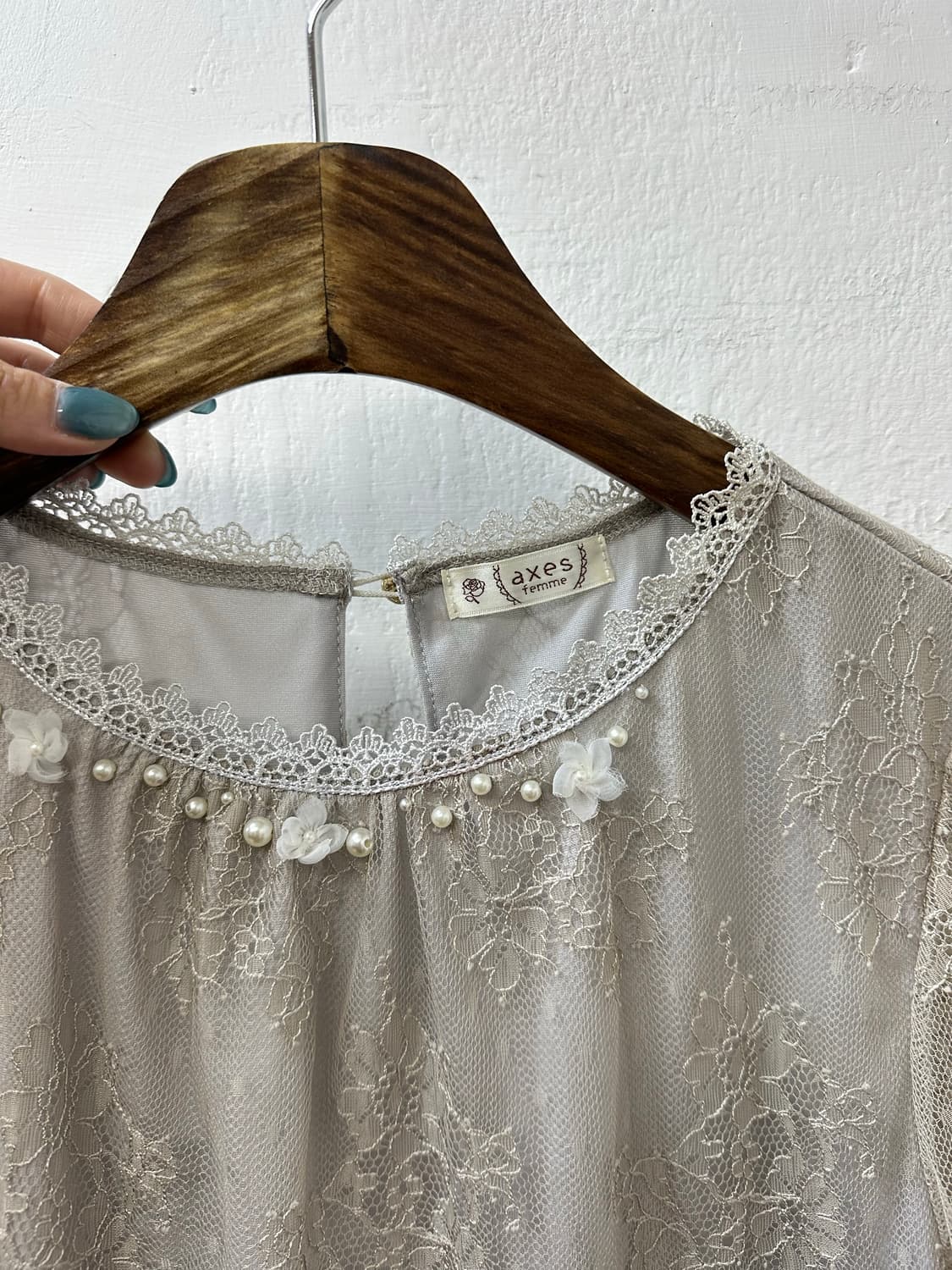 일본빈티지 Axes Femme 엑시즈팜 플라워 자수 레이스 진주 블라우스 상품이미지4