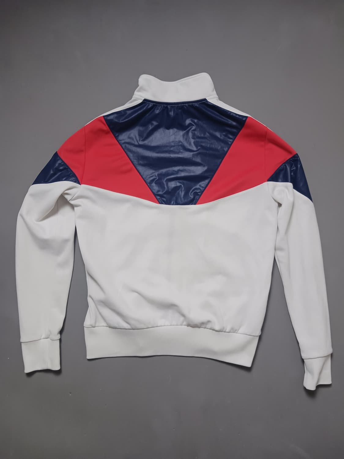 [100] 데상트 화이트 배색 트랙 자켓 상품이미지6