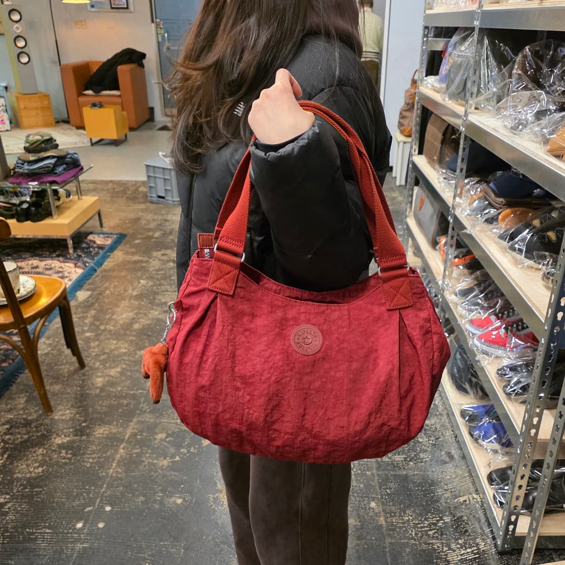 키플링 레드 숄더백  상품이미지2