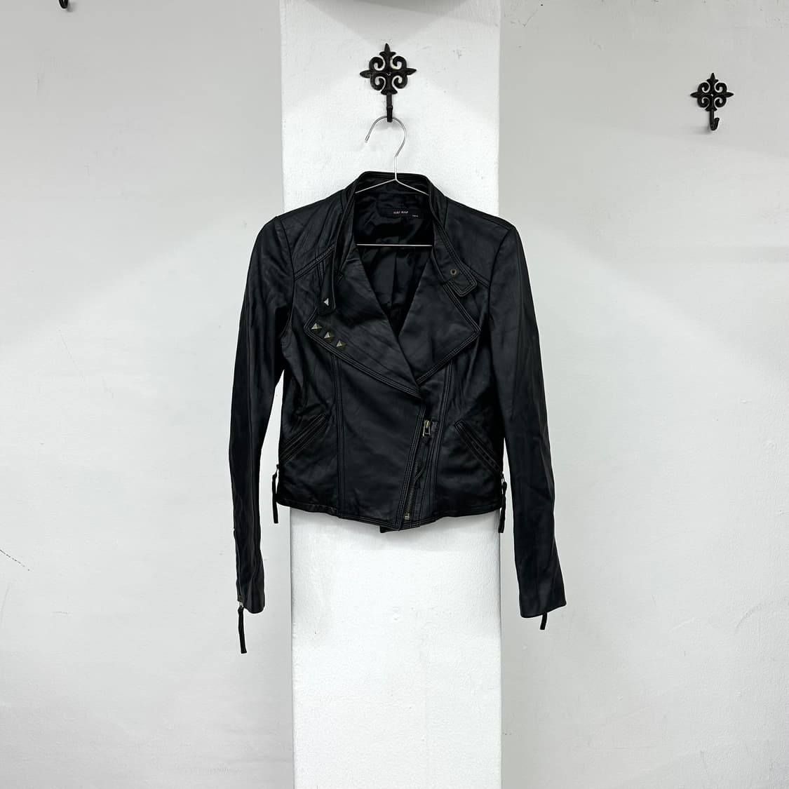 stud detail leather jacket 상품이미지2