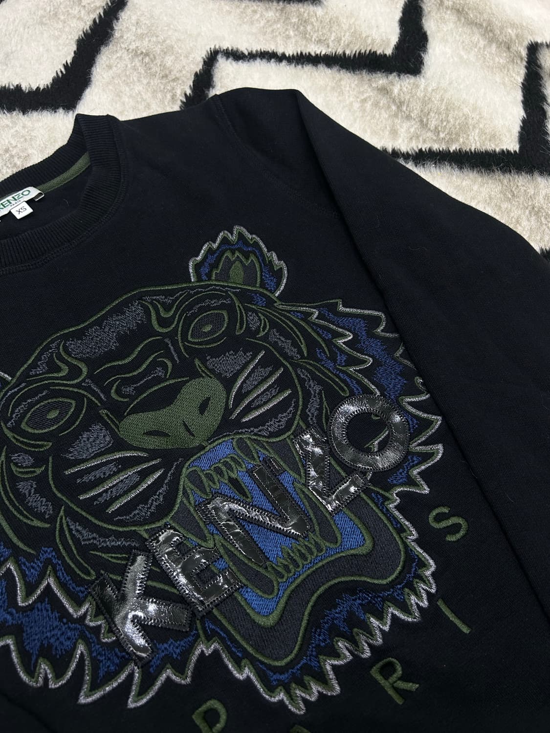 [XS]KENZO 자수 타이거 맨투맨/블랙 상품이미지1