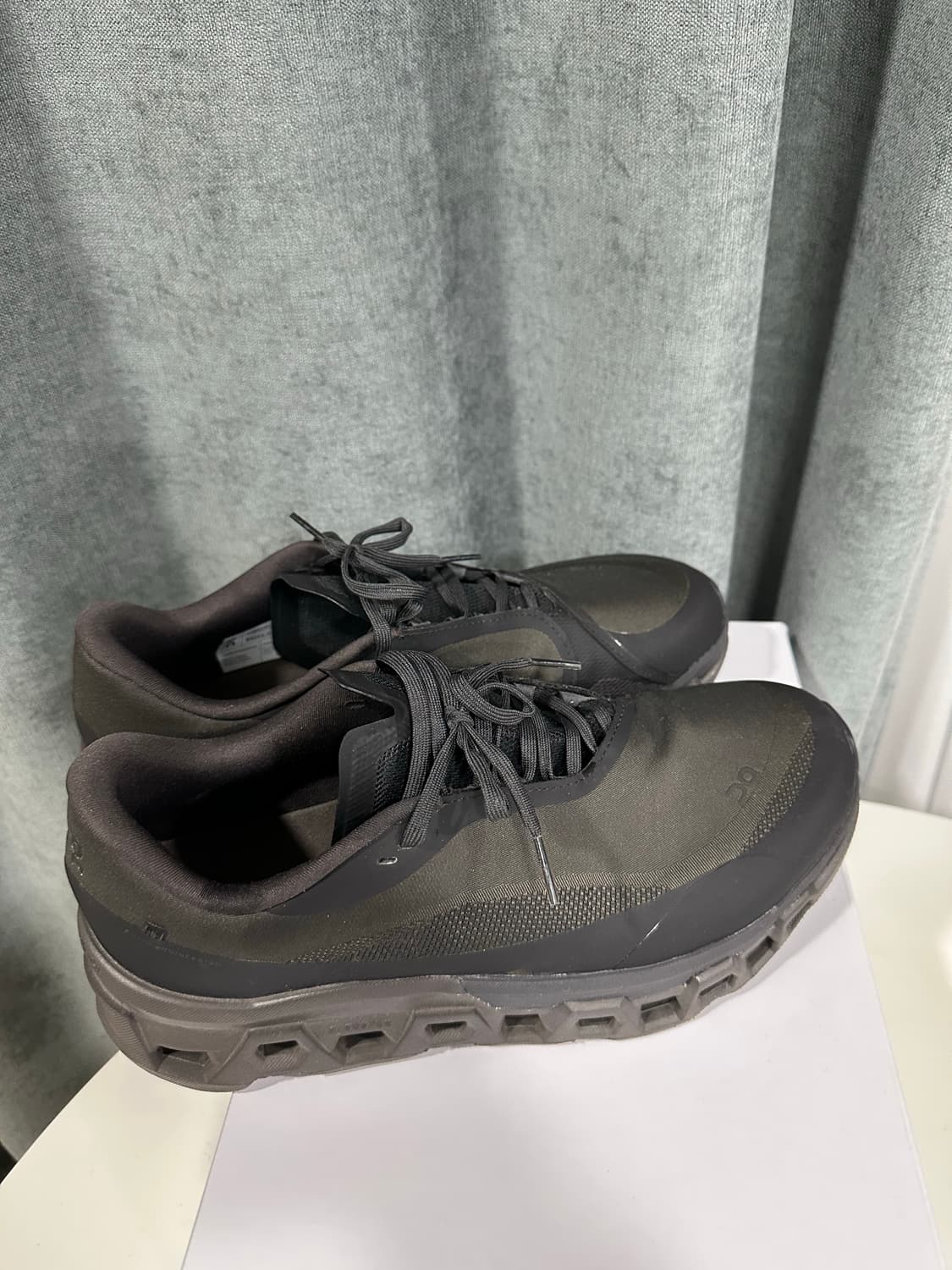 온 러닝 X 파프 클라우드 몬스터2 쏜브라운 285 상품이미지5