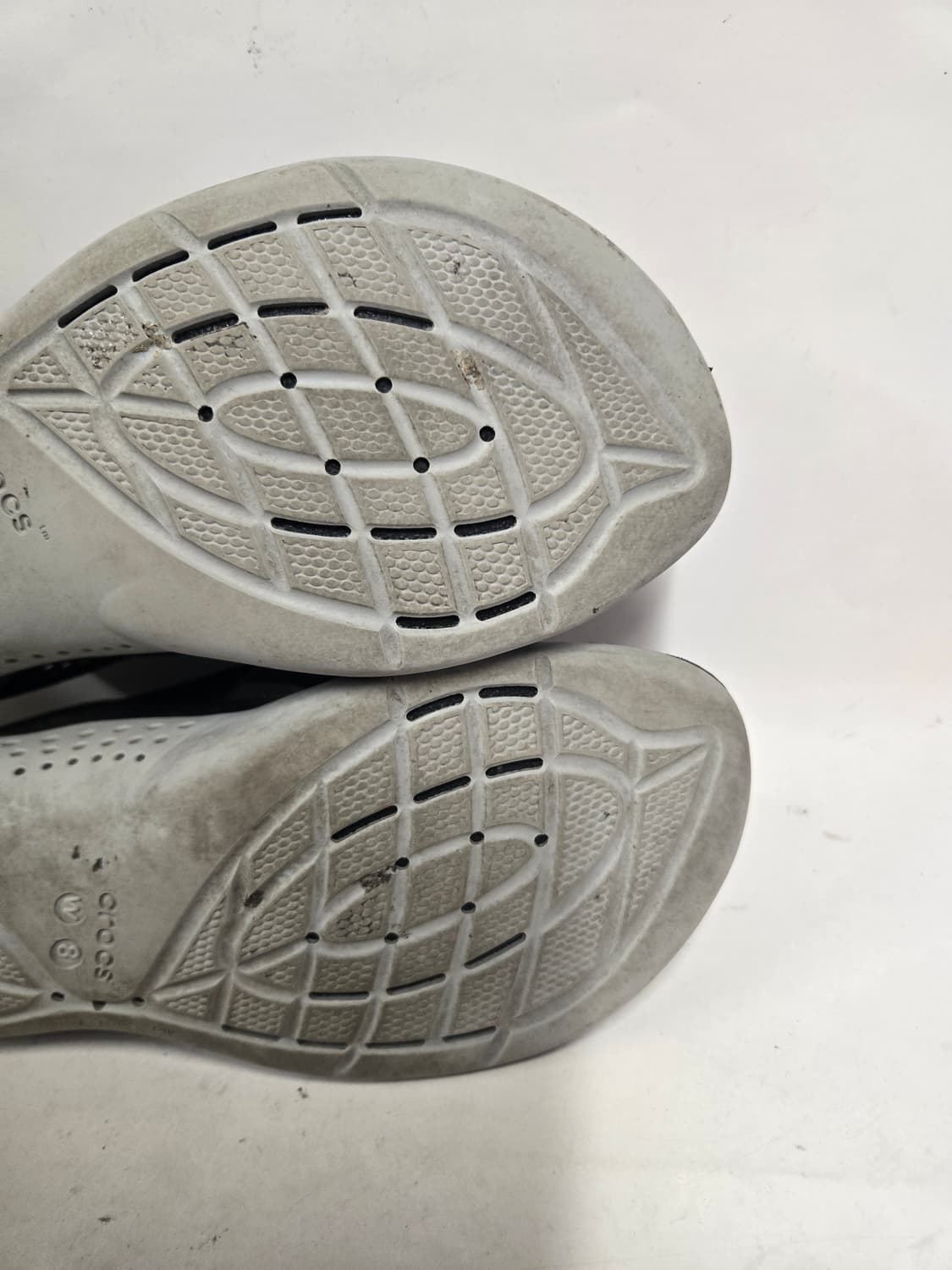 크록스  블랙 벨크로 샌들 W8 250 상품이미지5