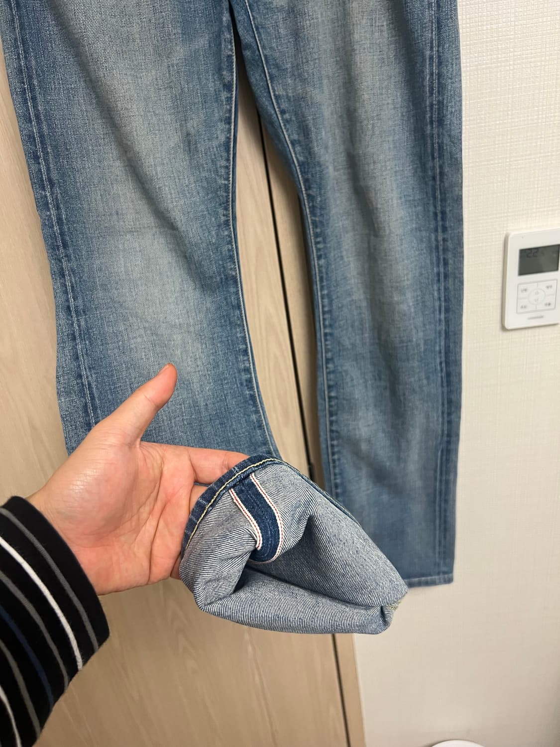 유니클로 워싱 슬림피트 스트레치 셀비지진/71 상품이미지3