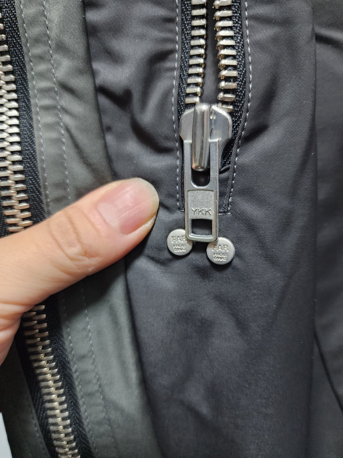 Far from what 파아카이브 스트림 지퍼 팬츠  상품이미지5