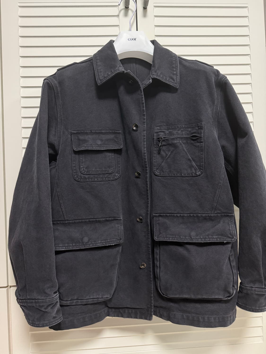 쿠어 오버 다이드 커버올 자켓 워시드차콜 M 판매합니다 상품이미지1