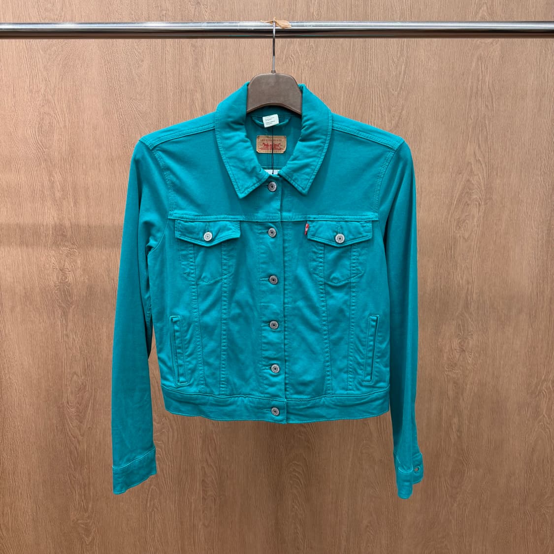 리바이스 코튼 컬러 데님 트러커 자켓 플랩 포켓 레드 탭 디테일 청록 상품이미지2