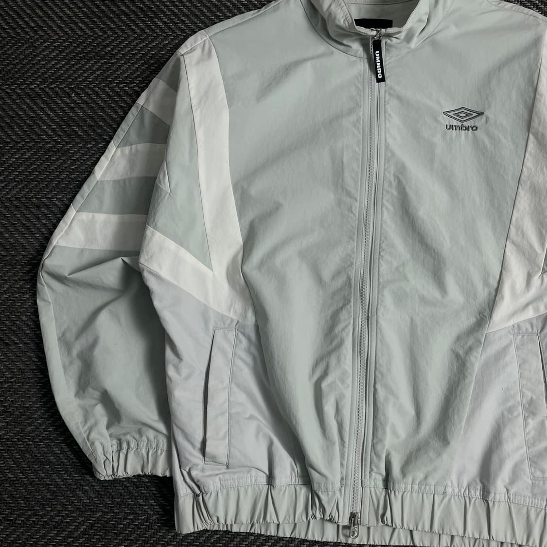 엄브로 빅로고 우븐 박시핏 트랙 자켓y 3587 상품이미지5